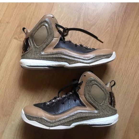 D Rose Black history month size 11